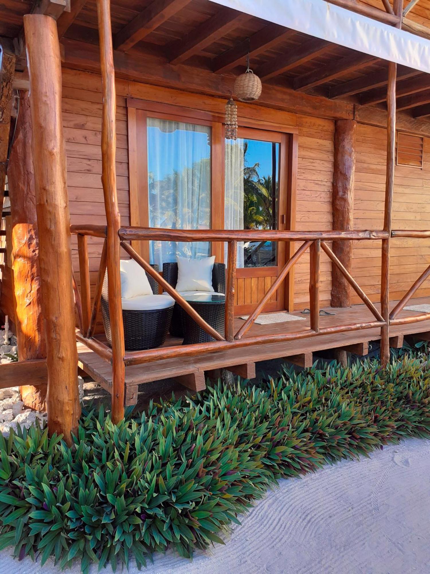 Palmeras De Mahahual Cabanas מראה חיצוני תמונה